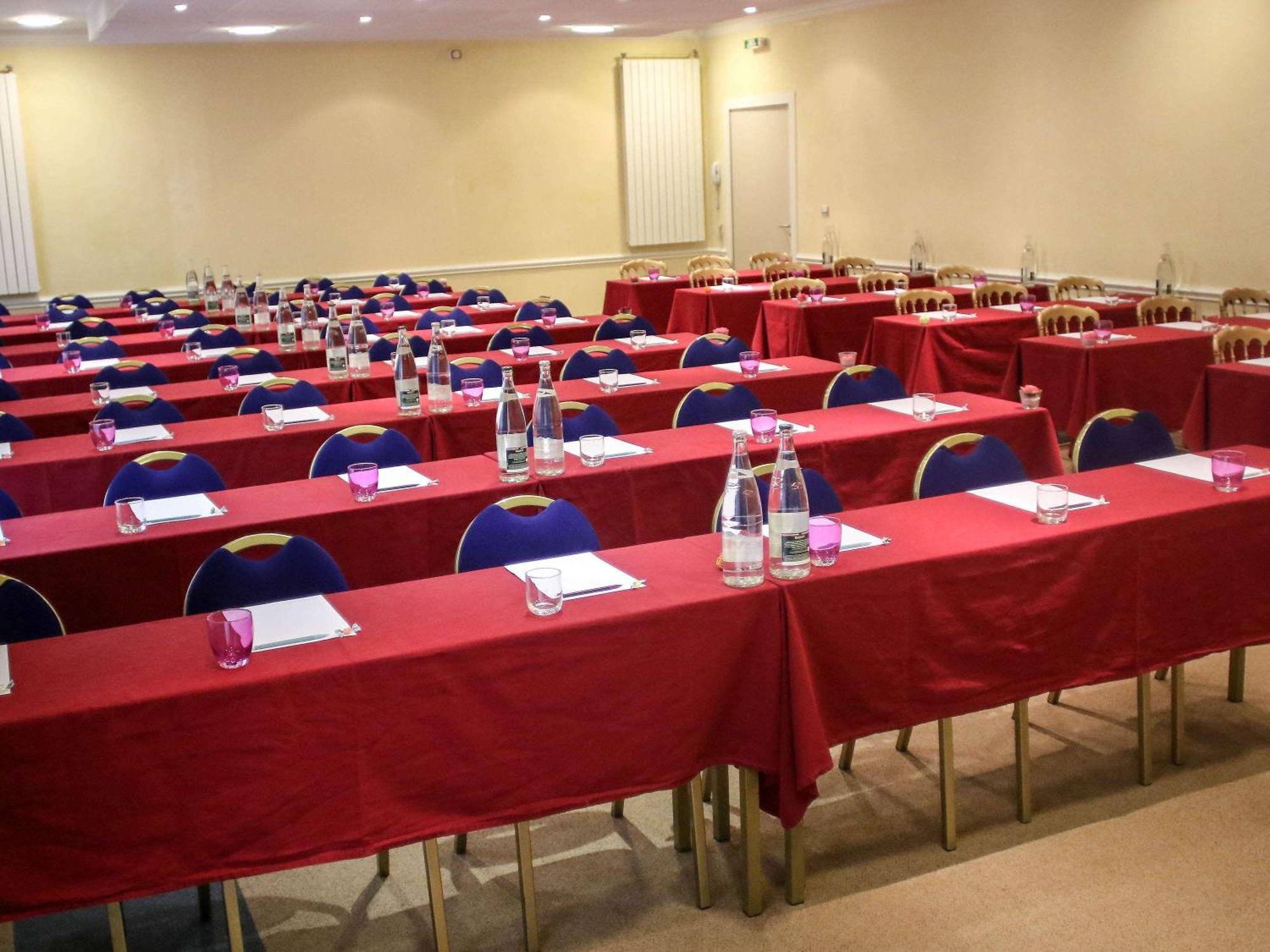 Hotel Mercure Saint-Nectaire Spa & Bien-Etre Екстер'єр фото